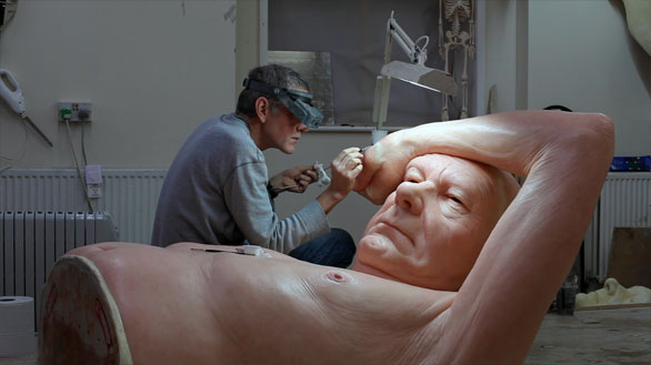 ron-mueck-home_good